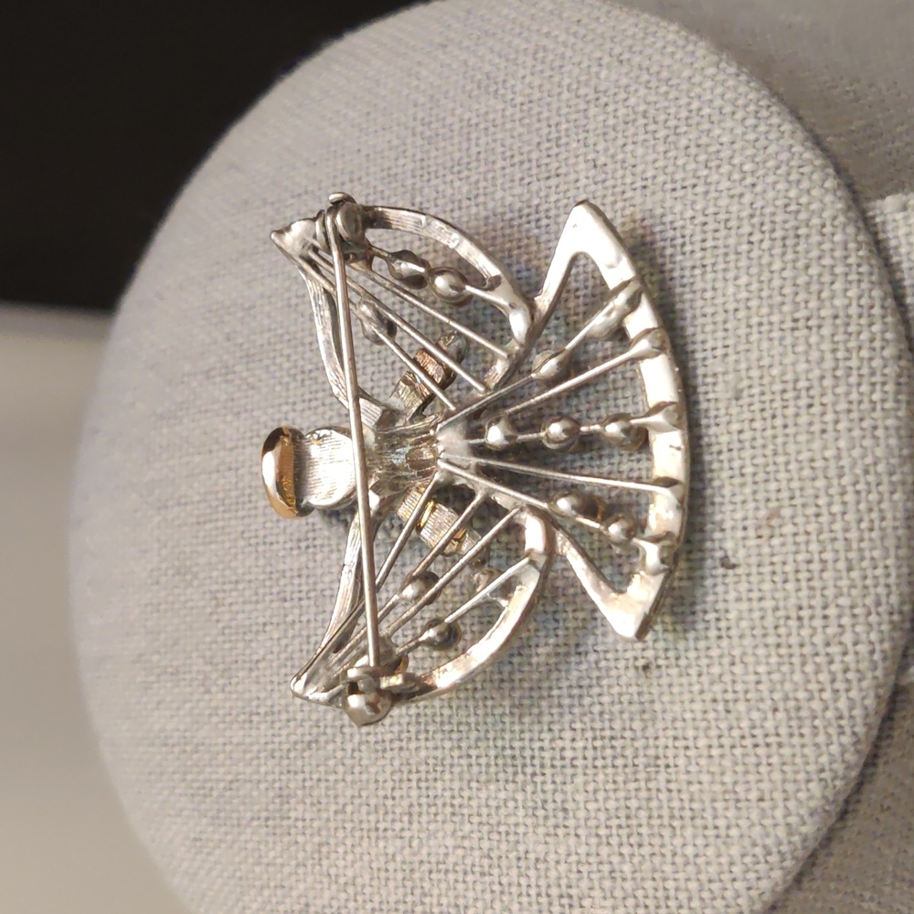 Angel Pin - Picture 4 of 4